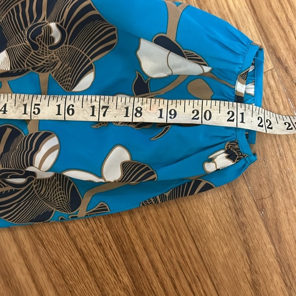 Diane von Furstenberg  SilkTurquoise Blouse w/ Puff Sleeve & Orchid Pattern - Picture 9 of 12